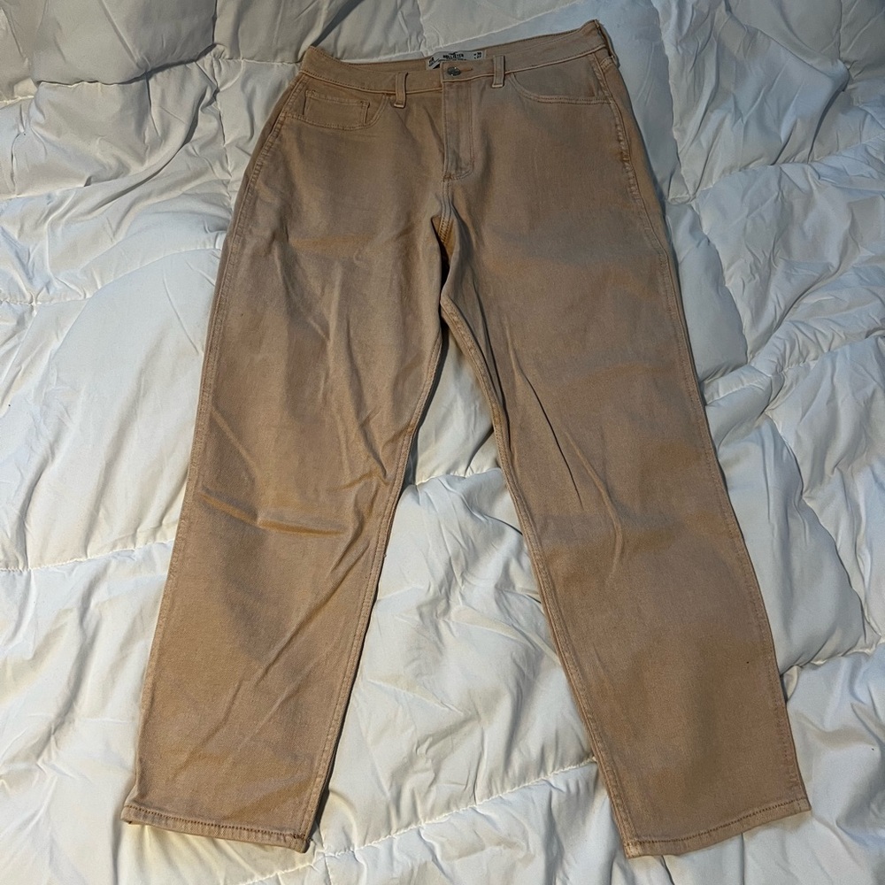 hollister curvy high rise mom jean
